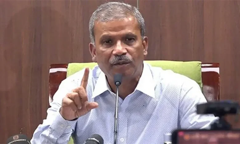 গণভোট ইস্যুতে দ্রুতই সিদ্ধান্ত হবে: আসিফ নজরুল