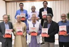 সংস্কার কমিশনের প্রতিবেদন সহজবোধ্য করে বই প্রকাশের আহ্বান প্রধান উপদেষ্টার