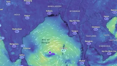 ধেয়ে আসছে ঘূর্ণিঝড়, ঘণ্টায় ৫০ কি.মি. পর্যন্ত বৃদ্ধি পাচ্ছে বাতাসের গতিবেগ
