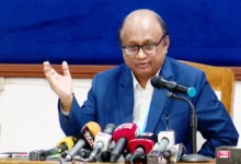 শেখ হাসিনাকে ফেরাতে রেড নোটিশ জারির পদক্ষেপ নেওয়া হয়েছে: দুদক চেয়ারম্যান