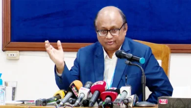 শেখ হাসিনাকে ফেরাতে রেড নোটিশ জারির পদক্ষেপ নেওয়া হয়েছে: দুদক চেয়ারম্যান