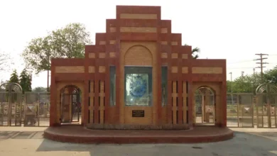 র‍্যাগ দেয়ার সময় হাতেনাতে ধরা, জাবির ১৬ শিক্ষার্থী সাময়িক বহিষ্কার