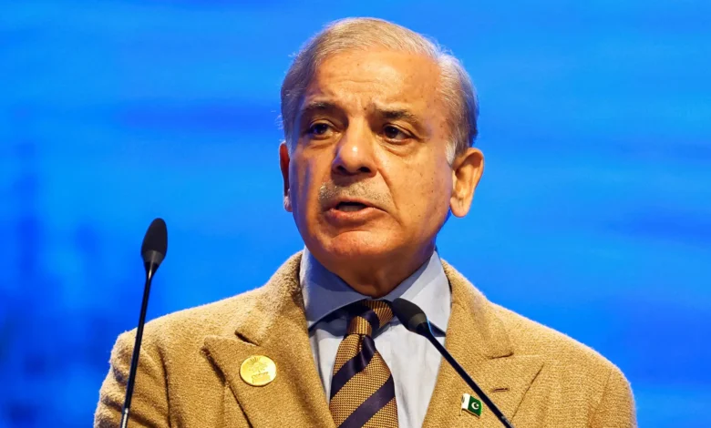 ইসলামাবাদে আত্মঘাতী হামলার জন্য ভারতকে দায়ী করলেন পাক প্রধানমন্ত্রী