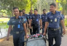 ভাঙ্গা মহাসড়কের পাশ থেকে পেট্রলবোমা ভর্তি লাগেজ উদ্ধার