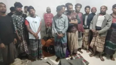 শ্রমিক সেজে কাজ করতে গিয়ে ২২ রোহিঙ্গা আটক: ক্যাম্প থেকে পালানোর প্রবণতা নিয়ে উদ্বেগ