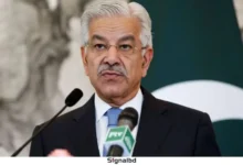 আফগানিস্তানে হামলার ইঙ্গিত, পাকিস্তানের প্রতিরক্ষামন্ত্রীর কঠোর বার্তা