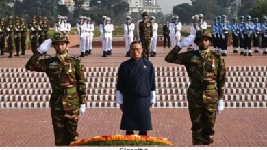 সাভারে জাতীয় স্মৃতিসৌধে শ্রদ্ধা নিবেদন করলেন ভুটানের প্রধানমন্ত্রী