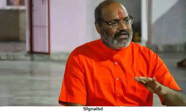 দেওবন্দ সহ ৪ ধর্মীয় প্রতিষ্ঠান বোমা মেরে ধ্বংসের আহবান দশনা মন্দির প্রধানের