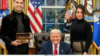 ট্রাম্পের হাত থেকে হোয়াইট হাউসের সোনার চাবি পেলেন রোনালদো