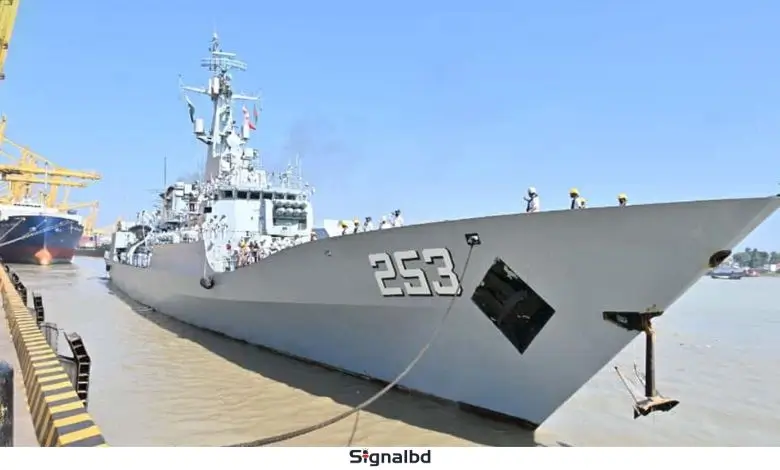 চার দিনের শুভেচ্ছা সফরে চট্টগ্রামে পাকিস্তানি জাহাজ