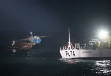 বাংলাদেশের সমুদ্রসীমা থেকে ২৯ জেলে-মাঝিসহ ট্রলার ধরে নিয়ে গেছে ভারতীয় কোস্ট গার্ড