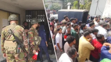 স্কুলশিক্ষার্থীকে টয়লেটে নিয়ে ধর্ষণ চেষ্টা, শিক্ষককে গণপিটুনি