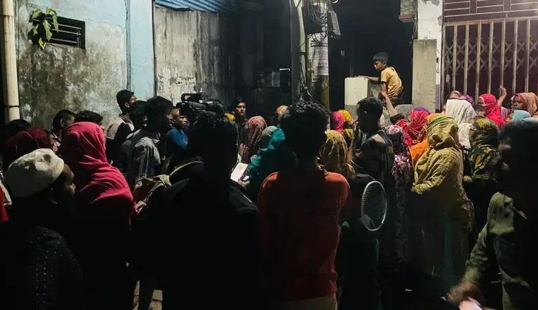 খুলনায় যুবককে গুলি ও কুপিয়ে হত্যা