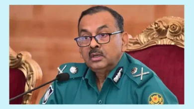 গাড়িতে আগুন-ককটেল নিক্ষেপকারীকে দেখা মাত্র গুলির নির্দেশ ডিএমপি কমিশনারের