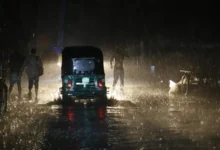 বৃষ্টিপাতের মধ্যেই দেশের ১০ জেলায় ঝড়ের আশঙ্কা