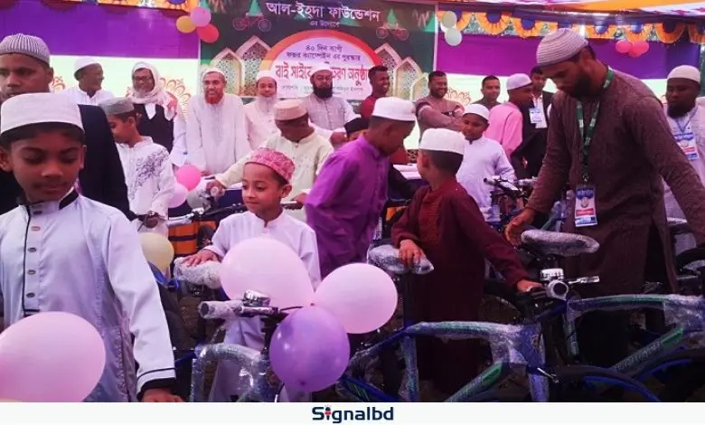 নরসিংদীতে শিশু-কিশোরকে নামাজে উৎসাহিত করতে ব্যতিক্রমী উদ্যোগ