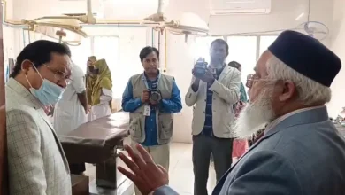 স্বাস্থ্যের ডিজির সঙ্গে তর্কে জড়ানো সেই চিকিৎসক বরখাস্ত