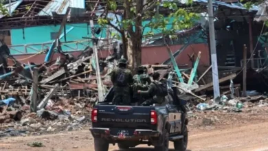 মিয়ানমারে ব্যস্ত চায়ের দোকানে বিমান হামলা, নিহত ১৮